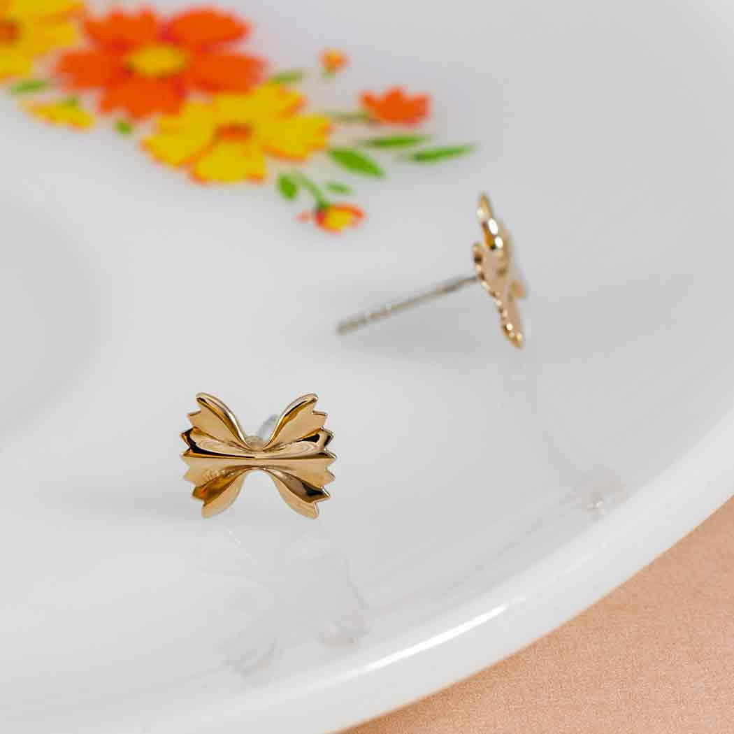 Silver earrings with bronze farfalle
