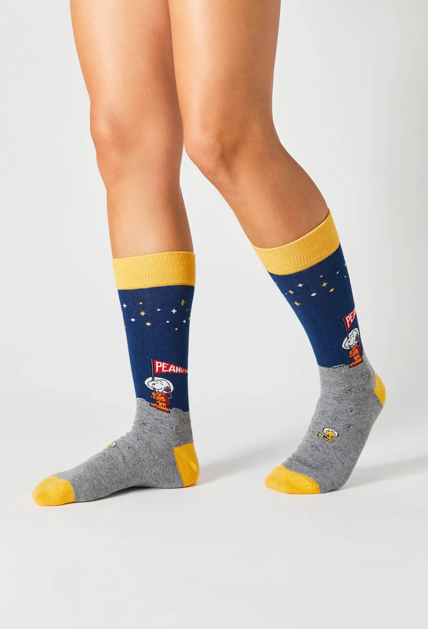 Chaussettes Snoopy sur la Lune