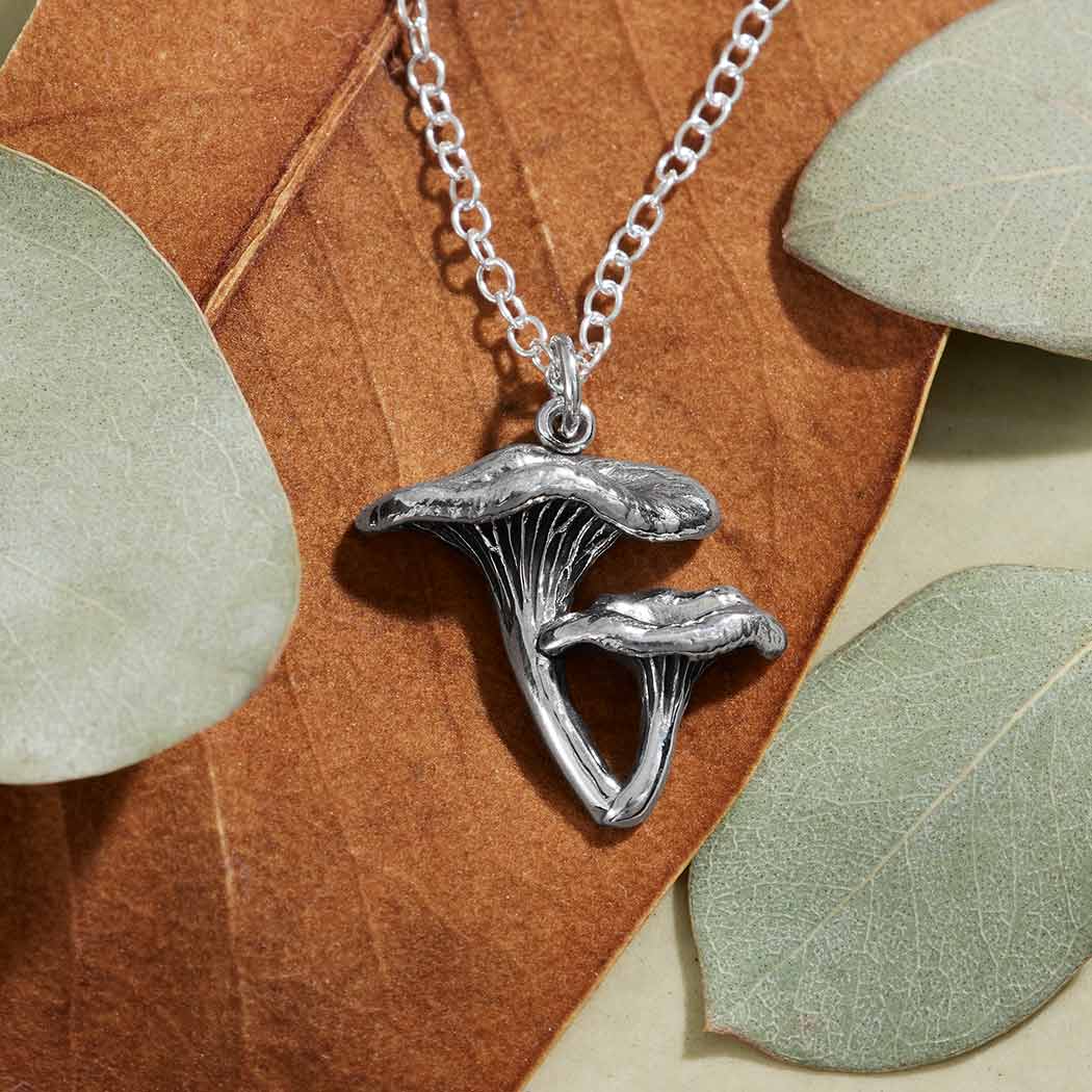 Silver necklace chanterelle