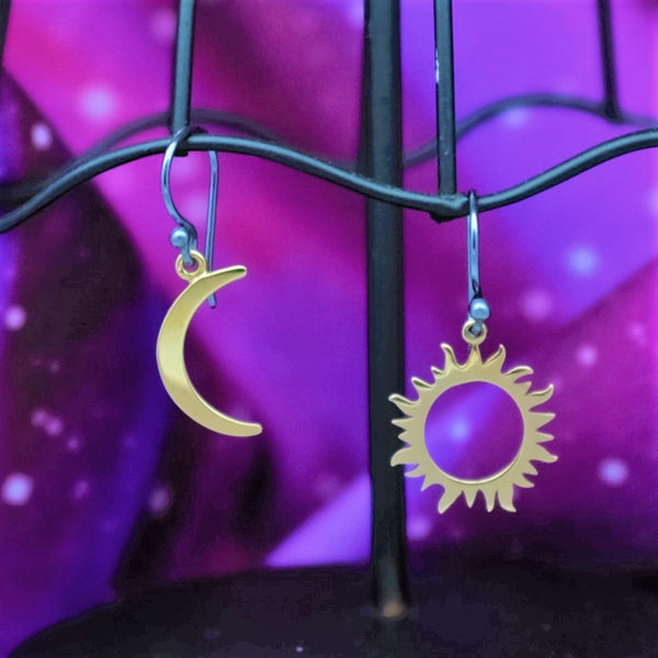 Zilveren oorbellen met bronzen maansikkel en eclips - Fairy Positron